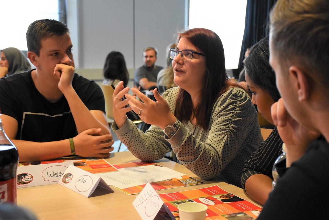 Dialoog Vrienden maken